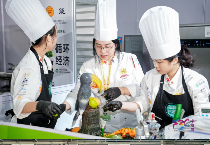 “食”来运转聚湾区 链接全球向未来——2025中食展®广州（Food2China Expo）盛大开幕！