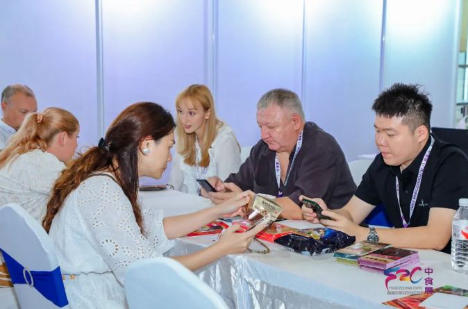 “食”来运转聚湾区 链接全球向未来——2025中食展®广州（Food2China Expo）盛大开幕！